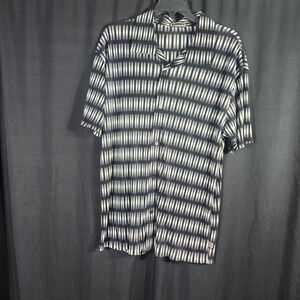 Y2K YMLA Men Short Sleeve Optical Stripe Pleated Button Down Shirt Black White L